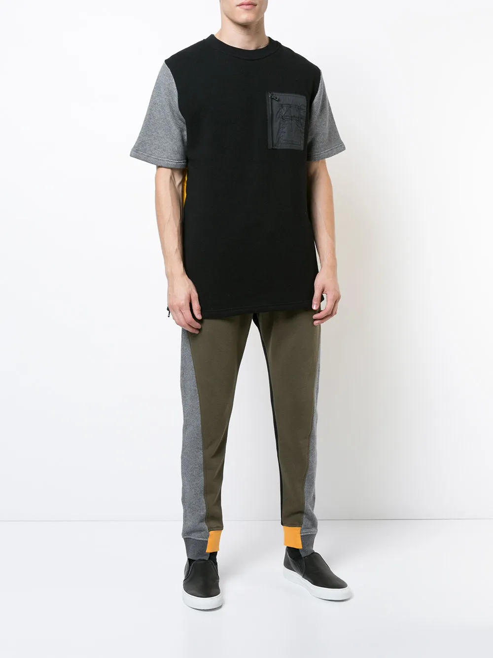COLOR BLOCKING OFF SET LEG JOGGER (GREEN/BLACK)