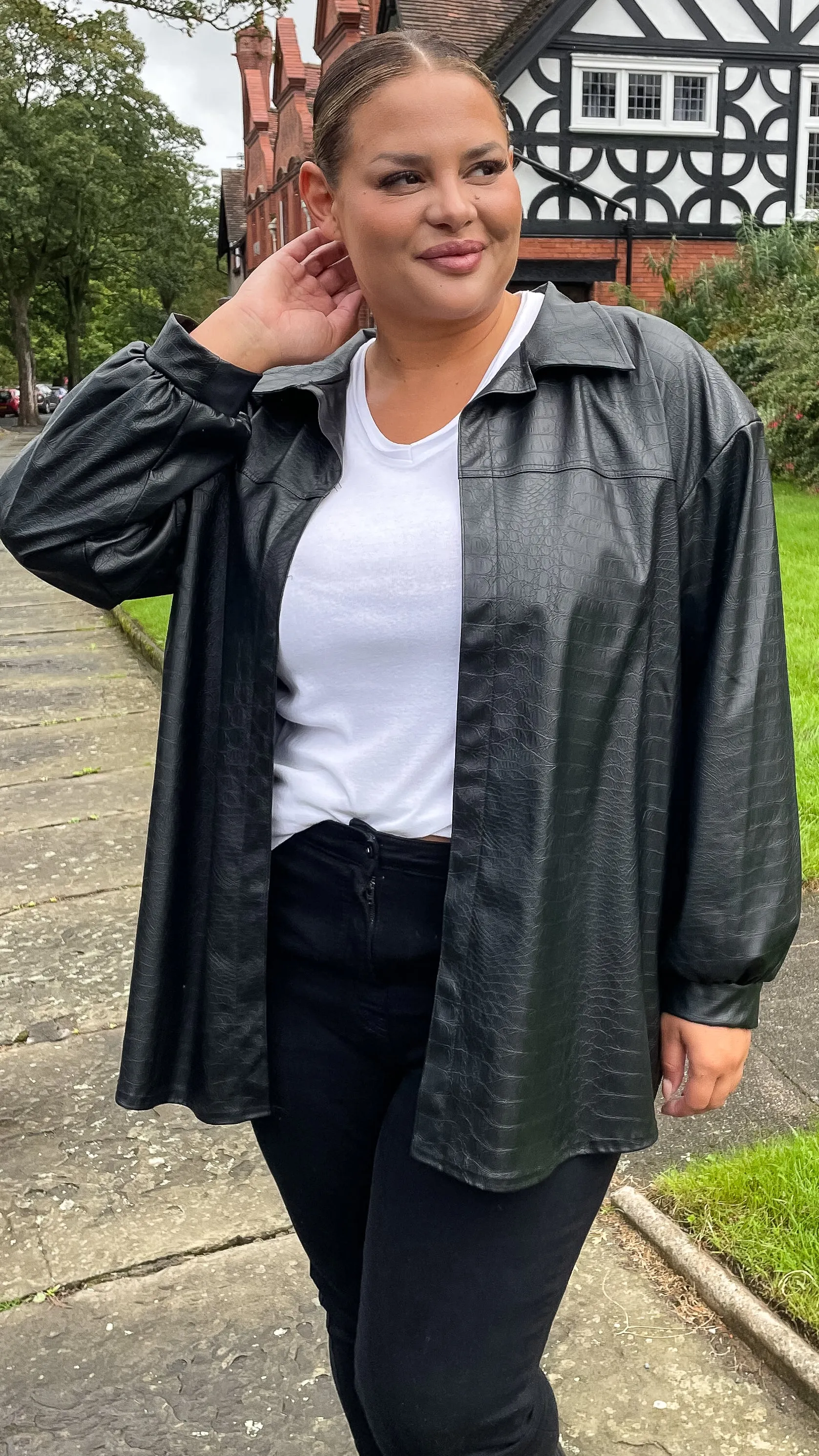CurveWow Croc Shacket Black