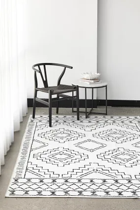 Kindred Leeroy Rug (White) by Rug Culture